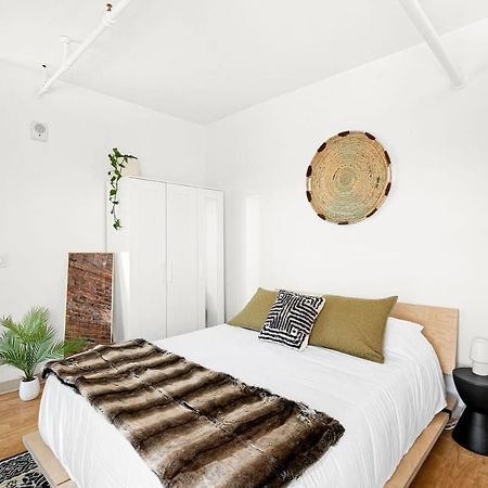 Enger Lofts Hotel Duluth Esterno foto